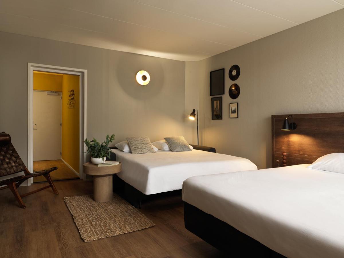 Townhouse & Hotel