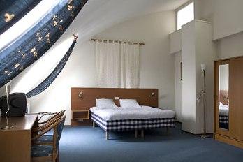 Hotel Townhouse &
