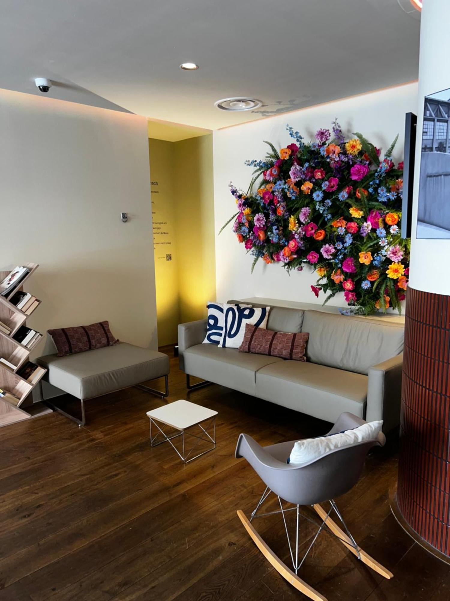 Hotel Townhouse & 4*
