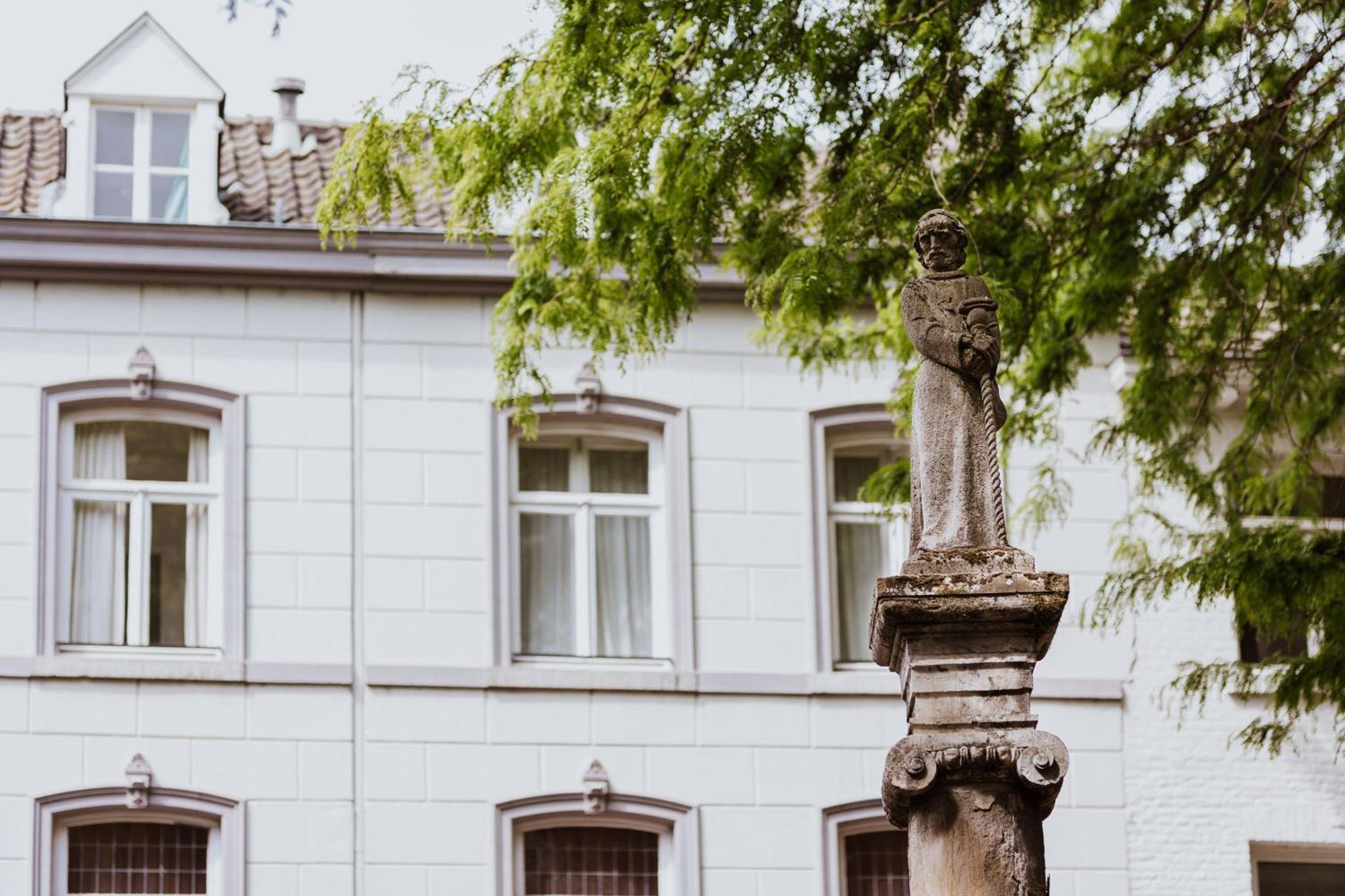 Townhouse & 4*